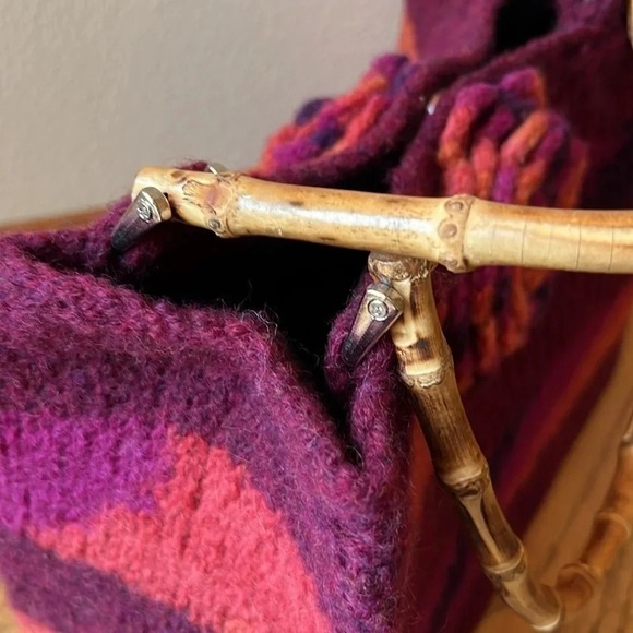 Hand knitted purse with bamboo handles boho purple pink orange flower both sides - Picture 7 of 14